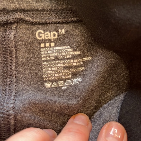 Gap Flare Athletic Pant - Picture 4 of 7